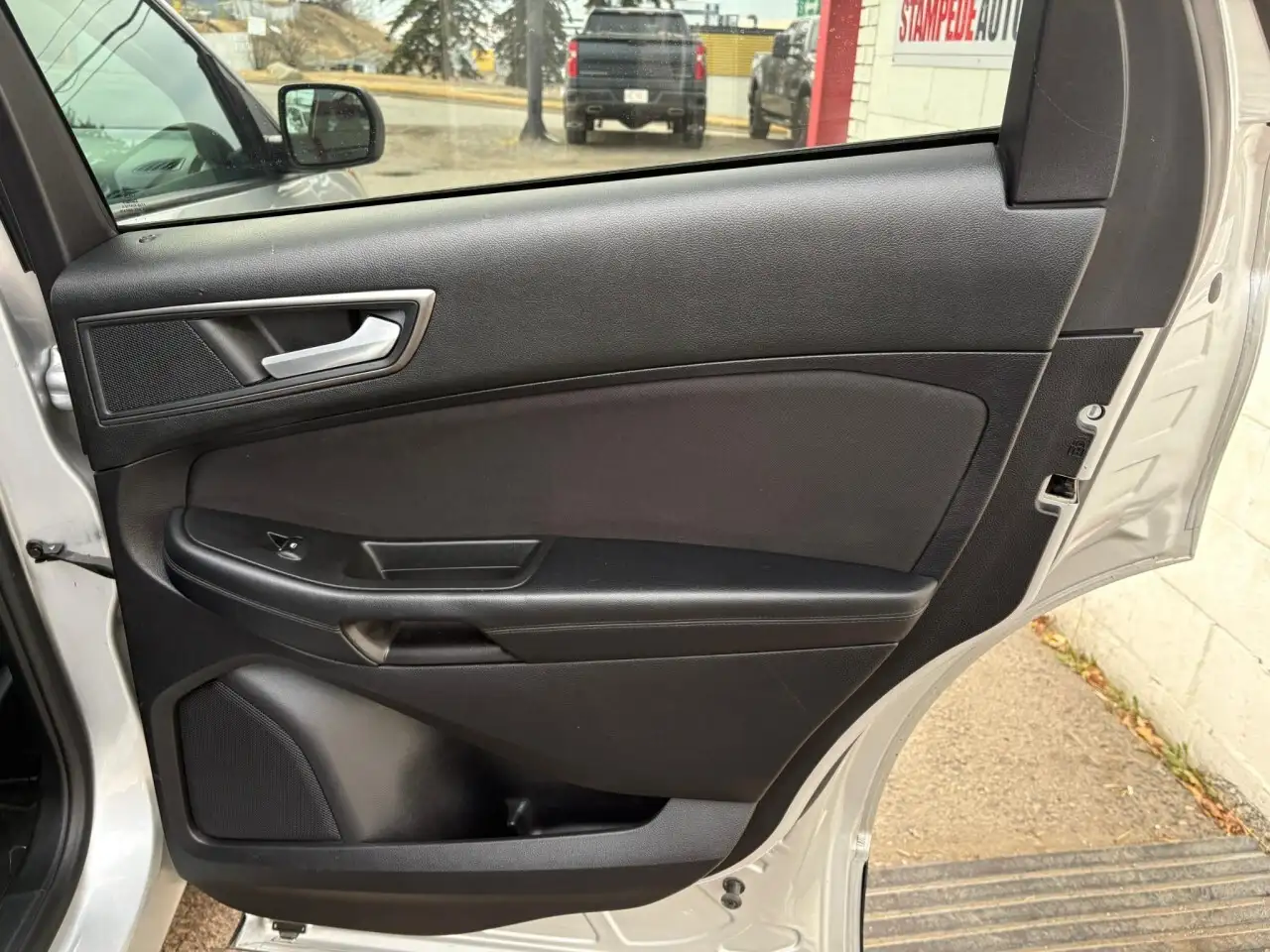 Ford Edge photo Ford Edge