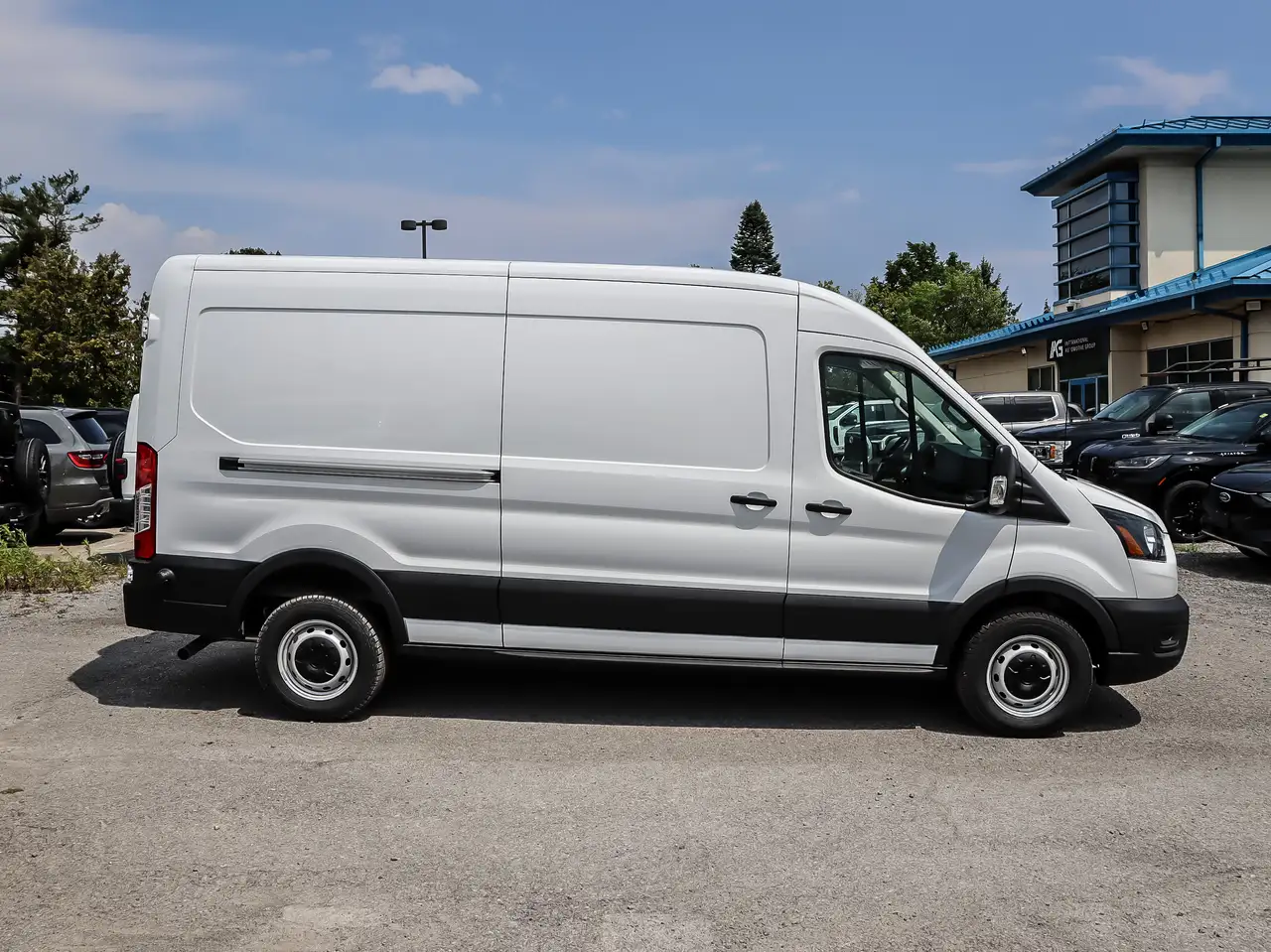 Ford Transit Cargo Van снимка Ford Transit Cargo Van
