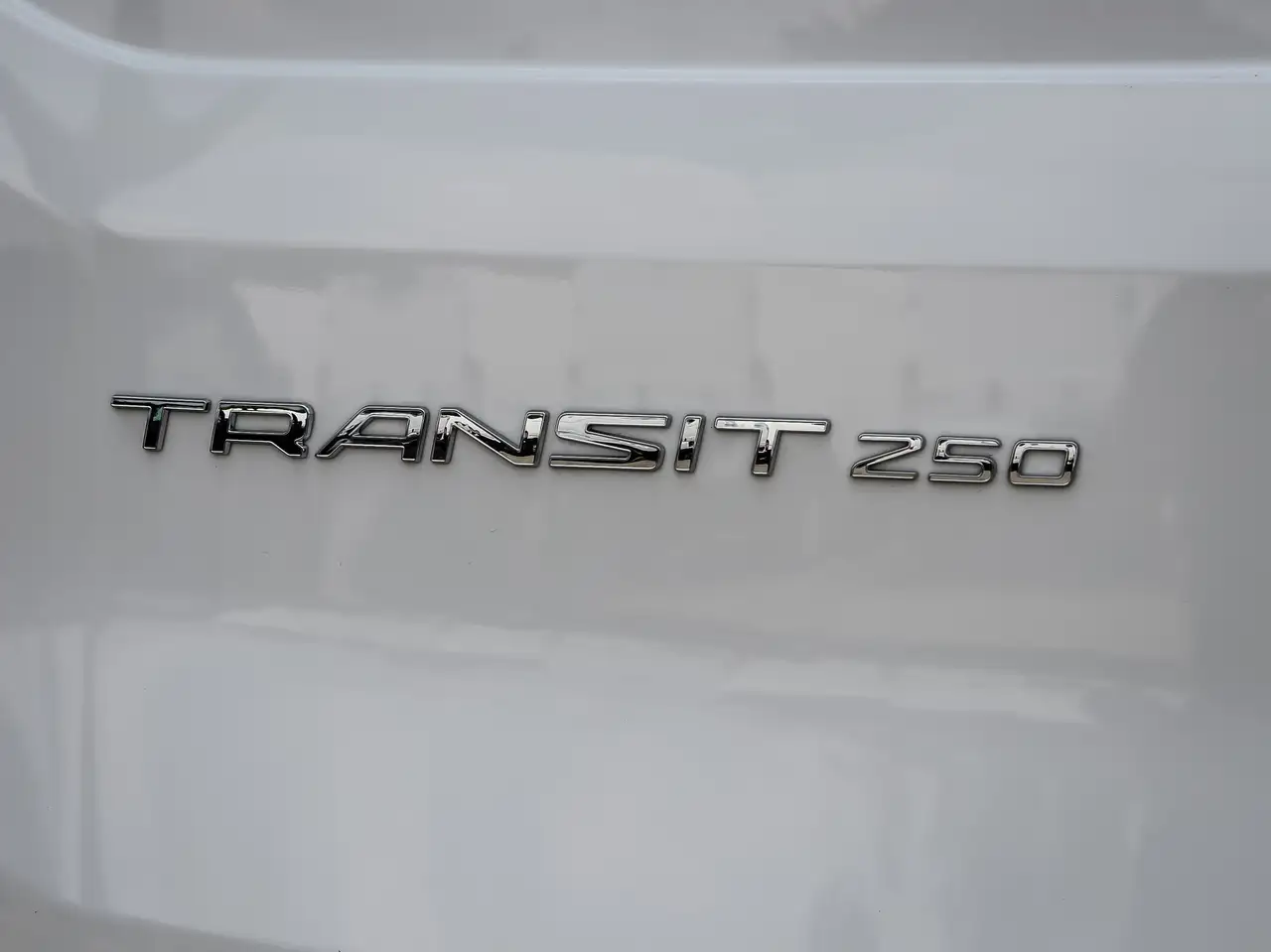 Ford Transit Cargo Van снимка Ford Transit Cargo Van