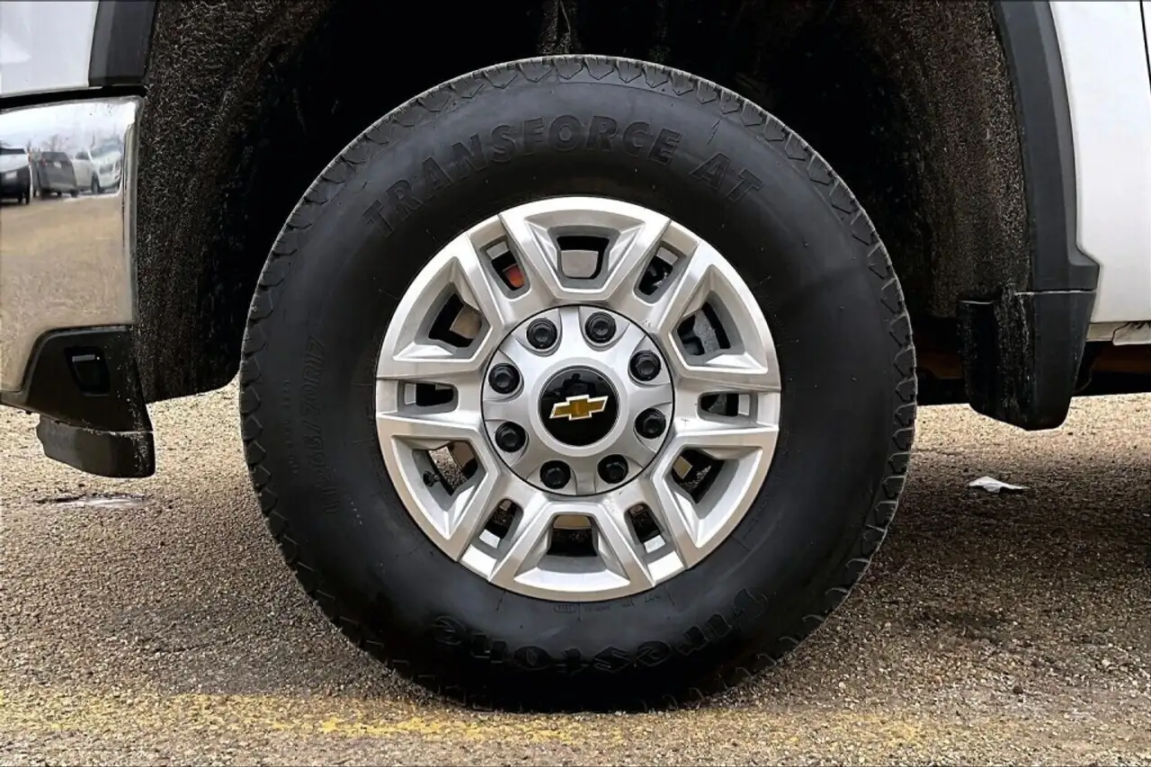 Chevrolet Silverado 2500 снимка Chevrolet Silverado 2500
