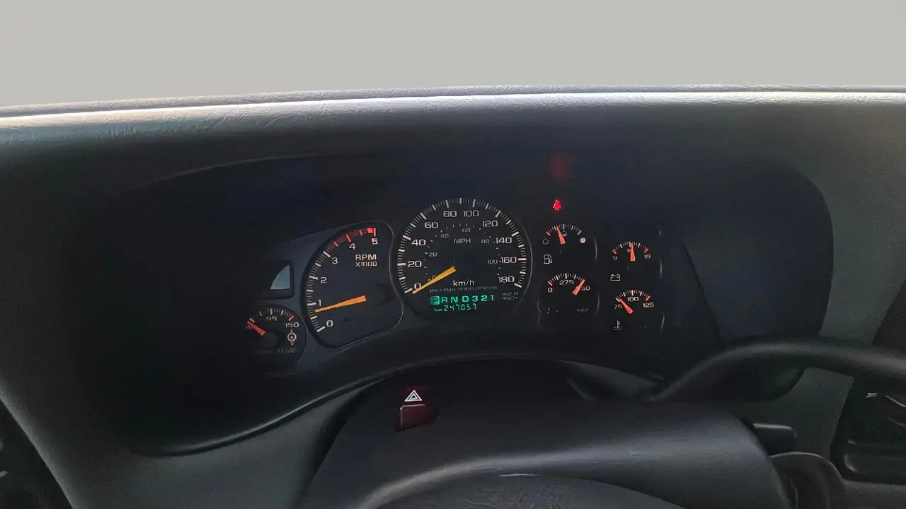 Chevrolet Silverado 2500 снимка Chevrolet Silverado 2500