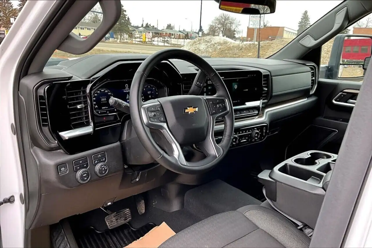 Chevrolet Silverado 2500 снимка Chevrolet Silverado 2500