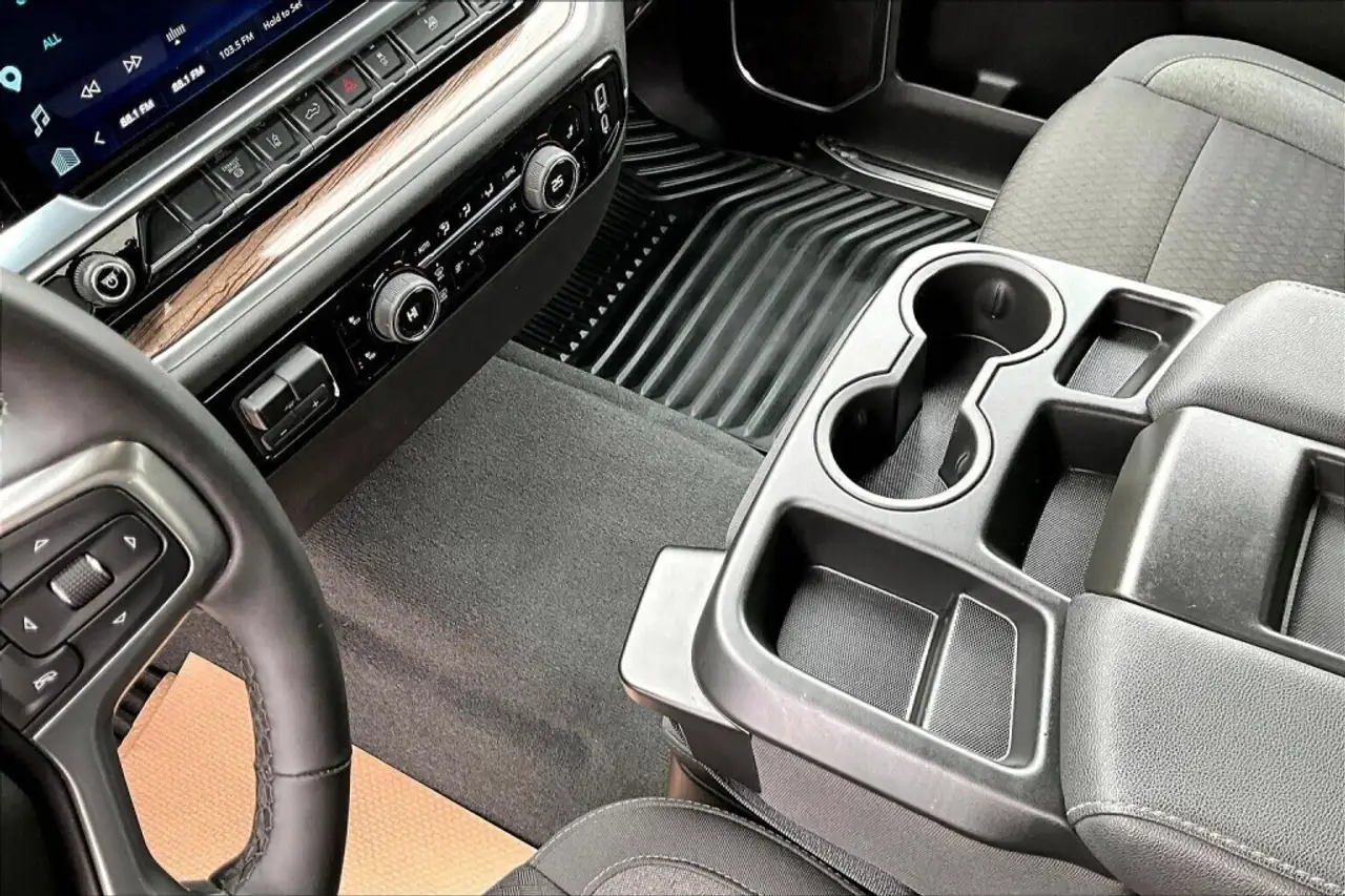 Chevrolet Silverado 2500 снимка Chevrolet Silverado 2500