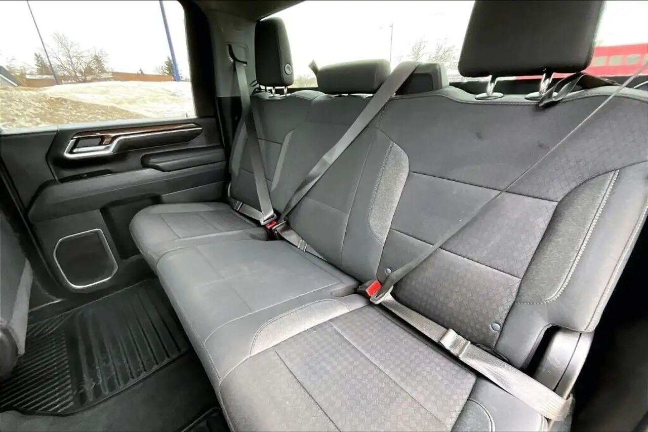 Chevrolet Silverado 2500 снимка Chevrolet Silverado 2500
