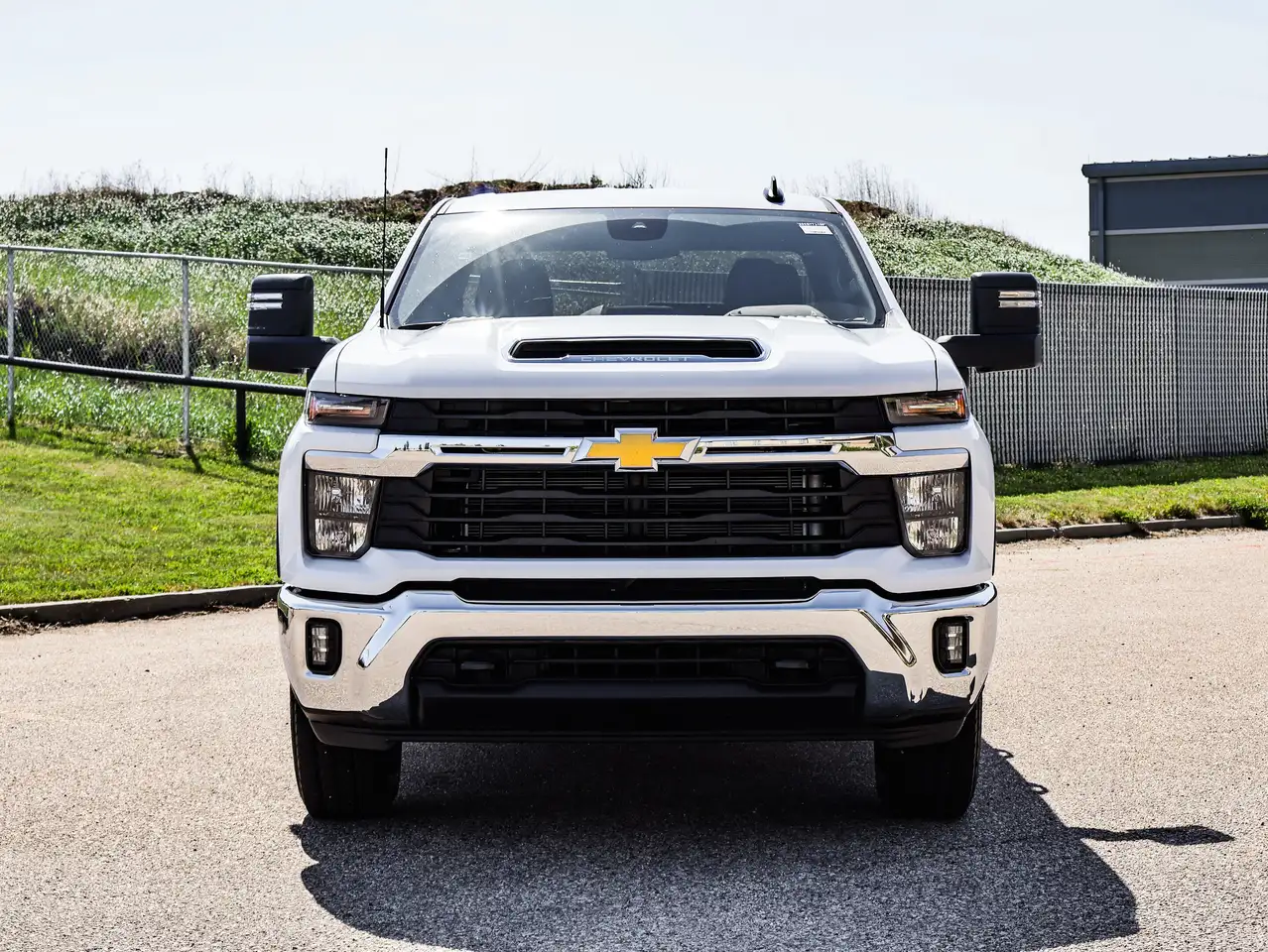 Chevrolet Silverado 2500 снимка Chevrolet Silverado 2500