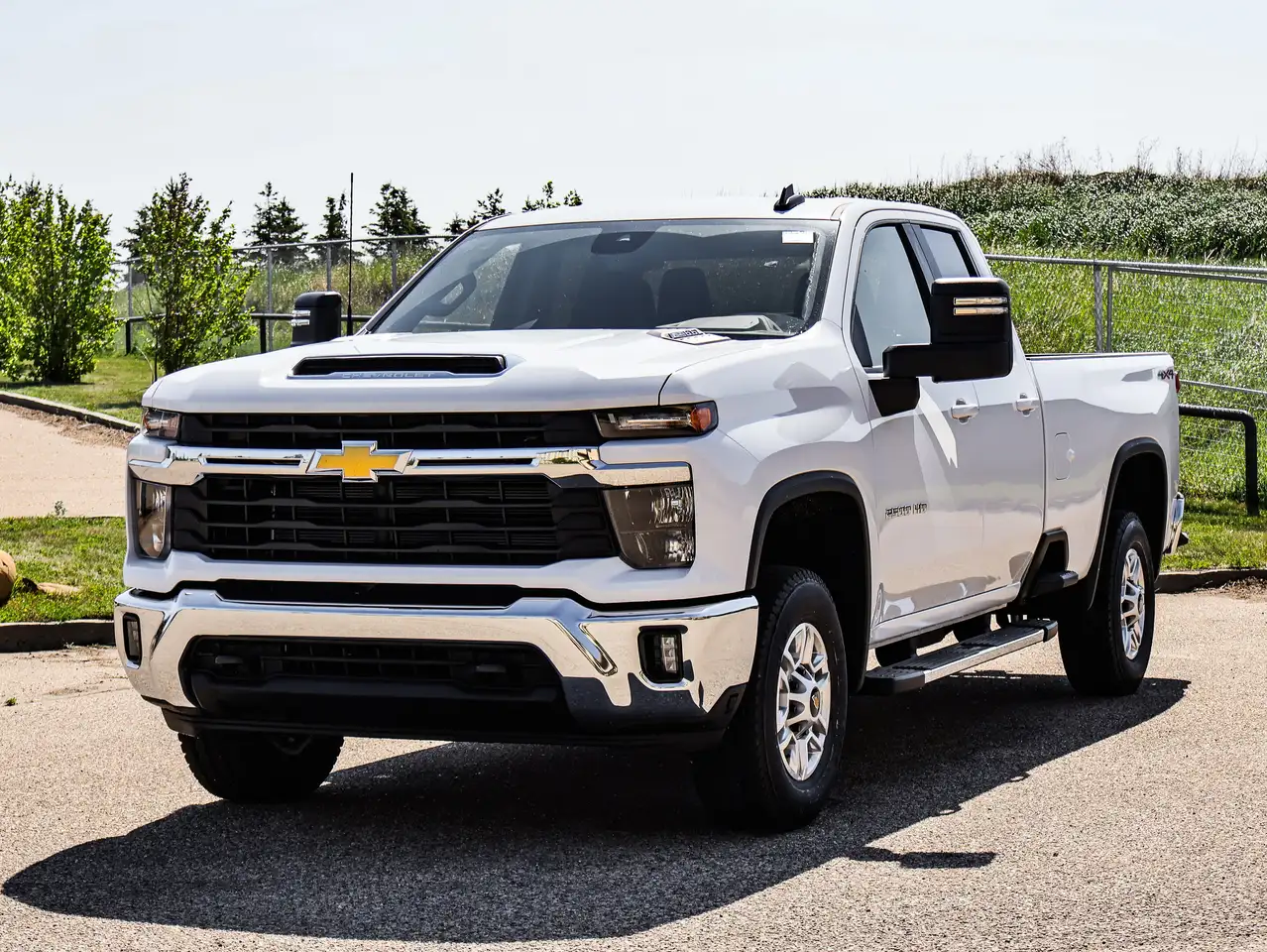 Chevrolet Silverado 2500 снимка Chevrolet Silverado 2500