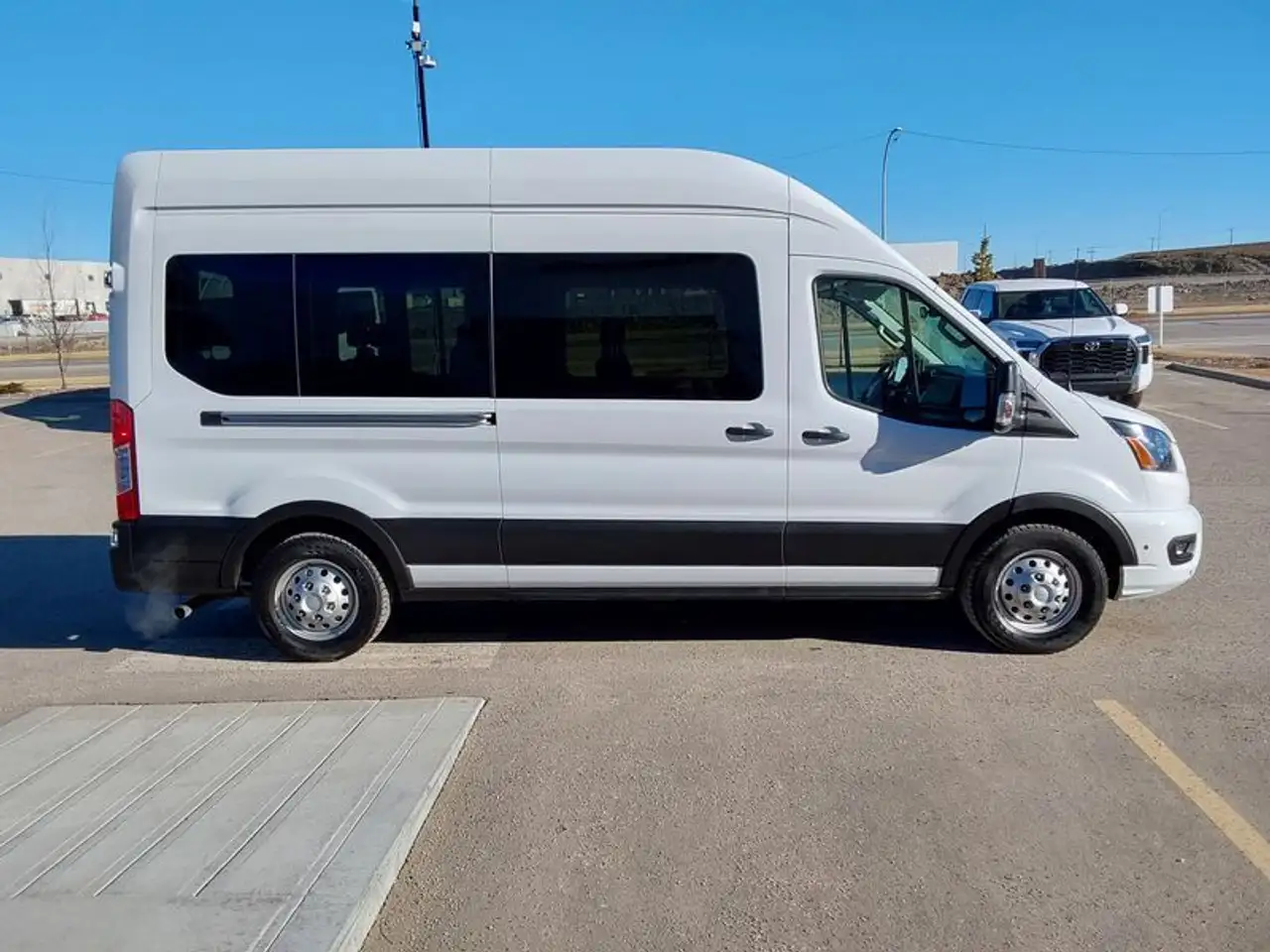 Ford Transit Passenger Wagon photo Ford Transit Passenger Wagon