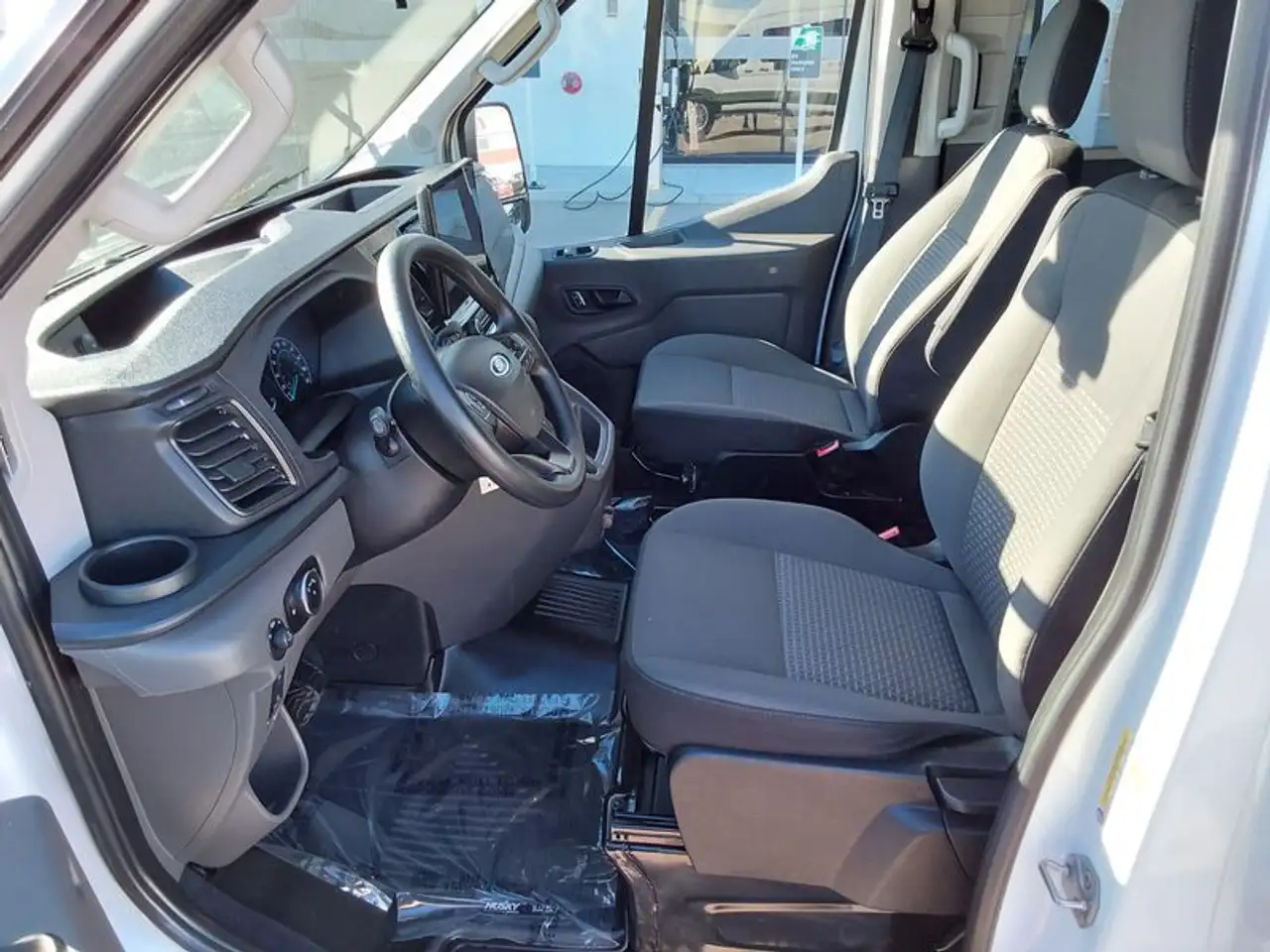 Ford Transit Passenger Wagon photo Ford Transit Passenger Wagon