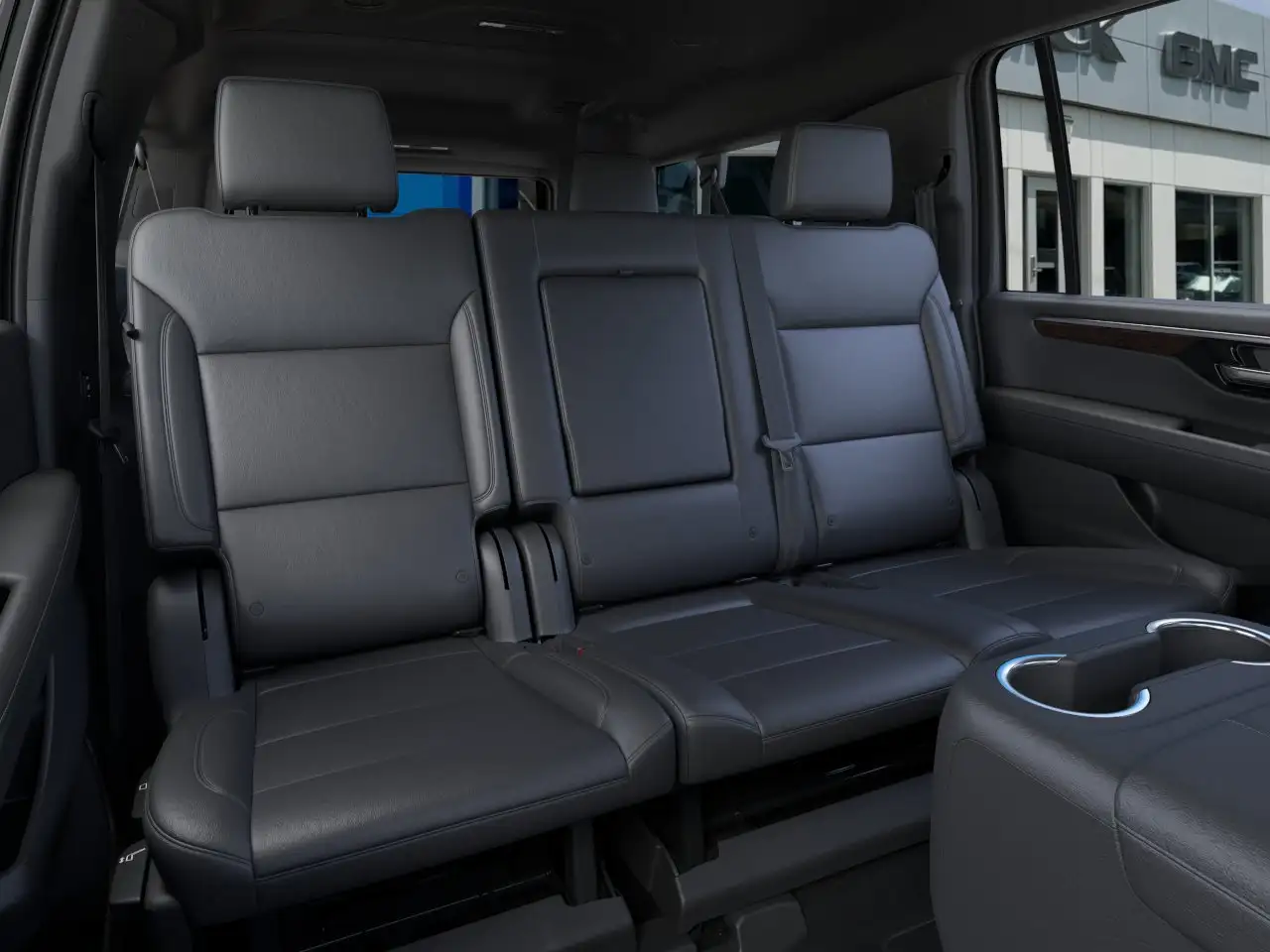 Chevrolet Suburban снимка Chevrolet Suburban