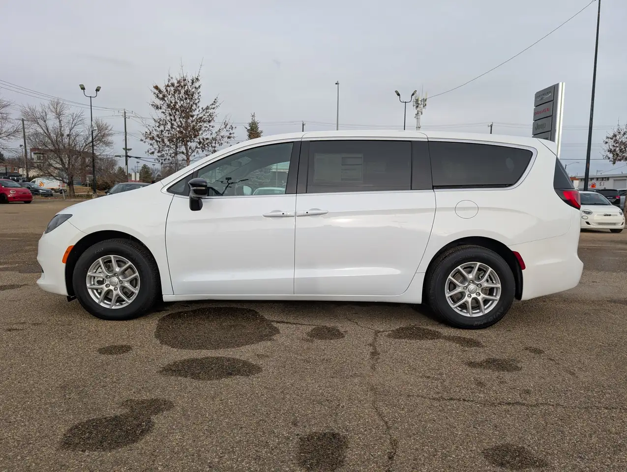 Chrysler Grand Caravan снимка Chrysler Grand Caravan