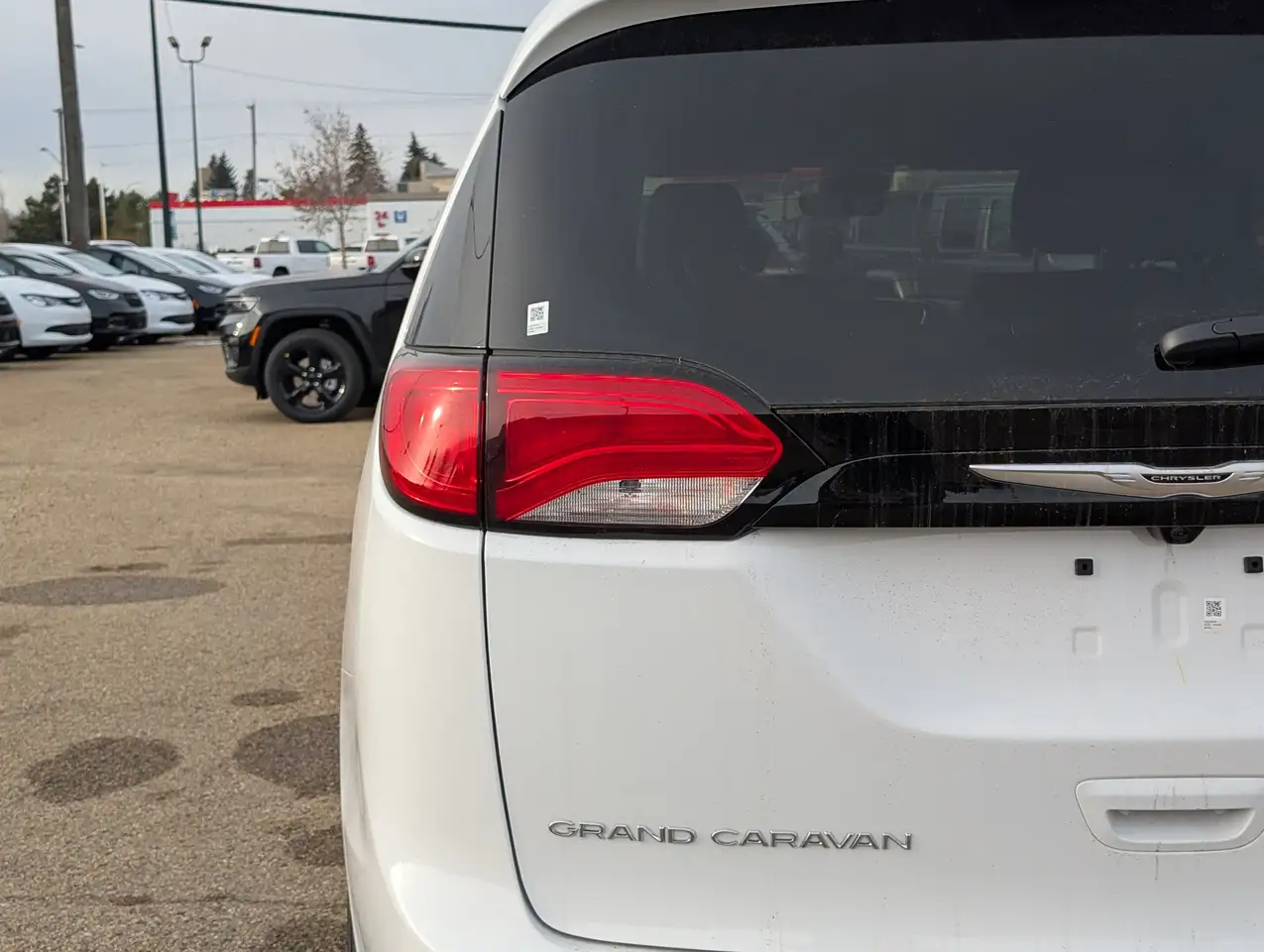 Chrysler Grand Caravan снимка Chrysler Grand Caravan