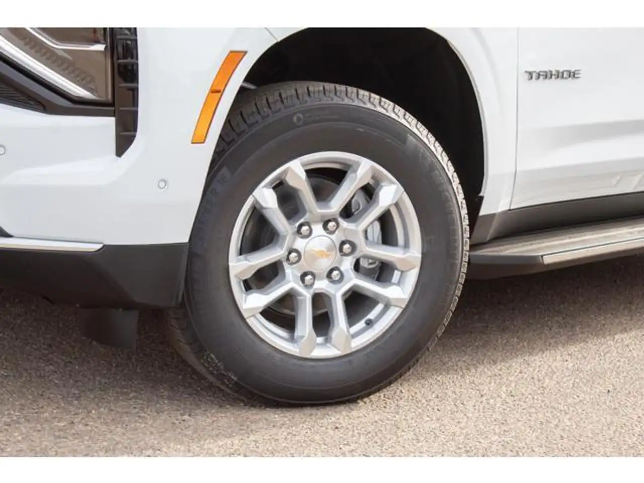 Chevrolet Tahoe снимка Chevrolet Tahoe