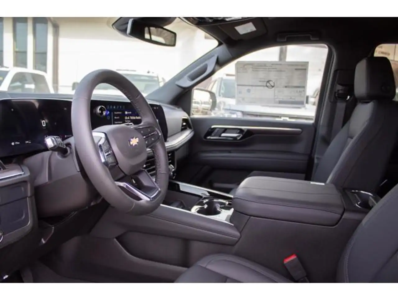 Chevrolet Tahoe снимка Chevrolet Tahoe