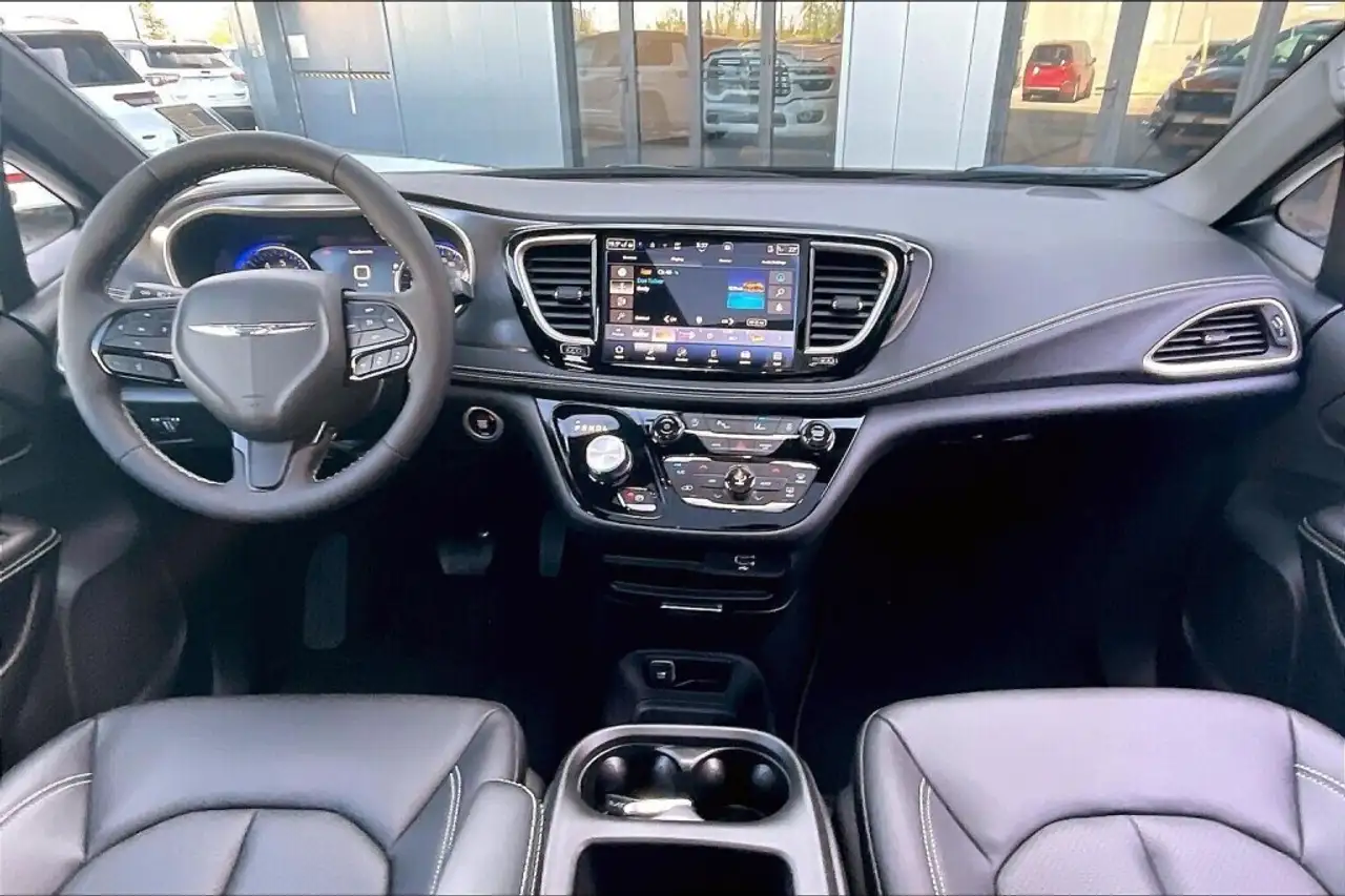 Chrysler Pacifica fotografie Chrysler Pacifica