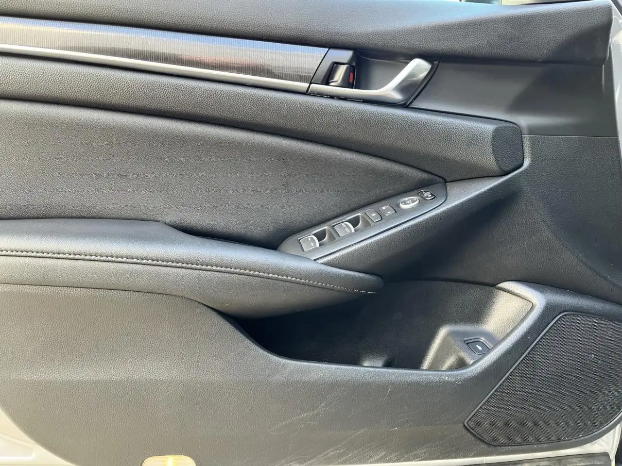 Honda Accord снимка Honda Accord