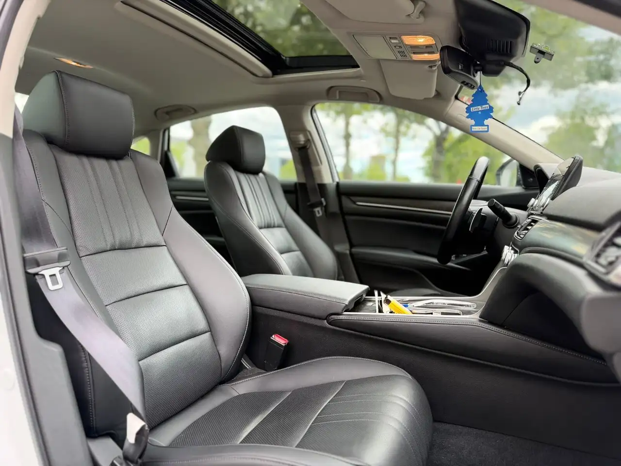 Honda Accord photo Honda Accord