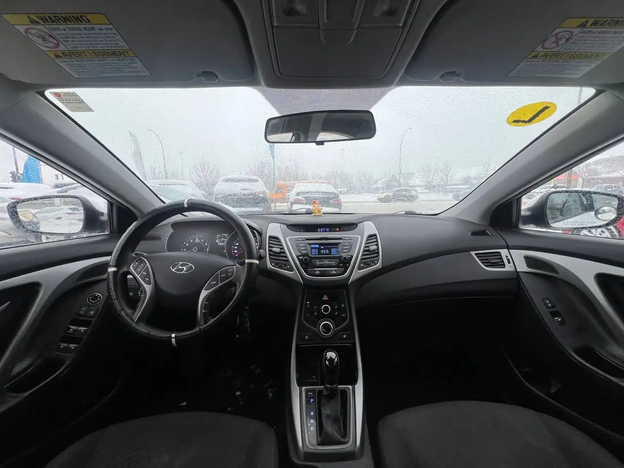 Hyundai ELANTRA снимка Hyundai ELANTRA