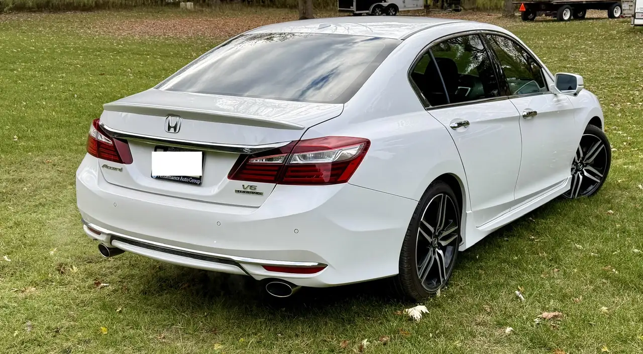 Honda Accord снимка Honda Accord