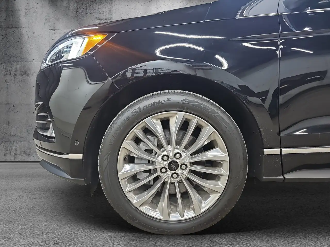 Ford Edge снимка Ford Edge