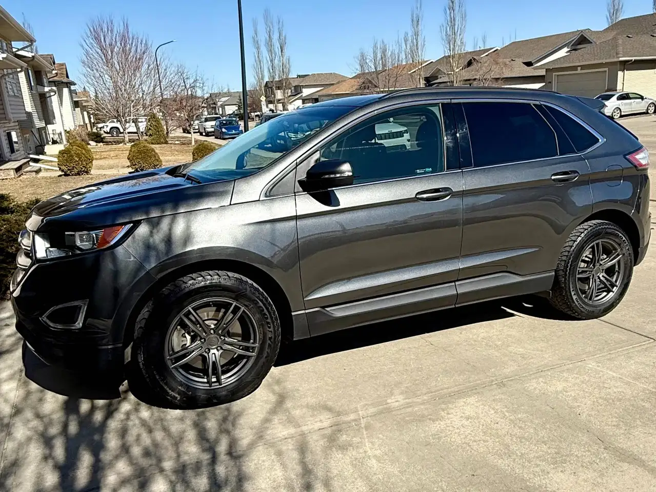 Ford Edge photo Ford Edge