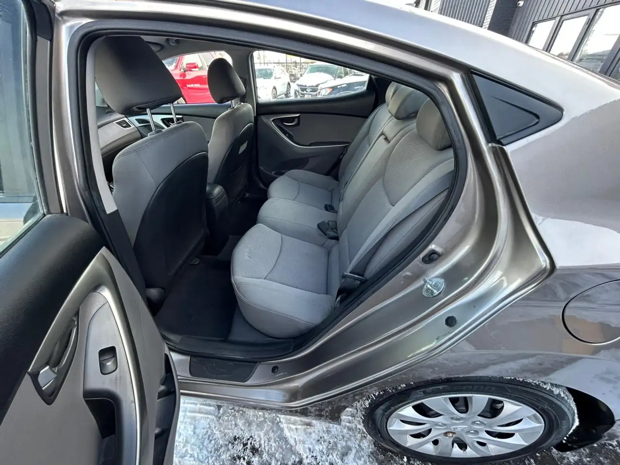 Hyundai ELANTRA снимка Hyundai ELANTRA