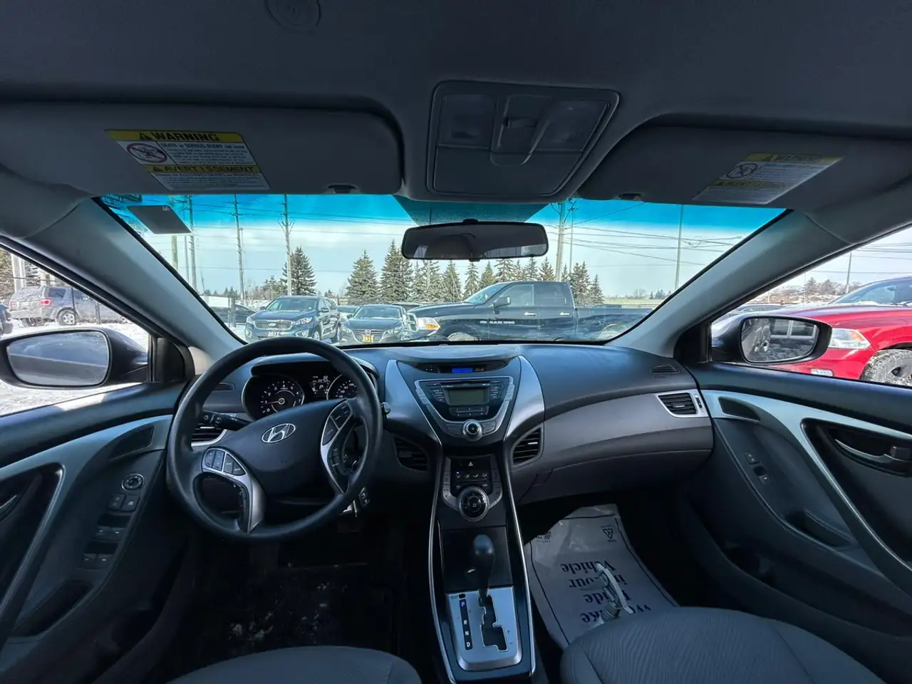 Hyundai ELANTRA снимка Hyundai ELANTRA