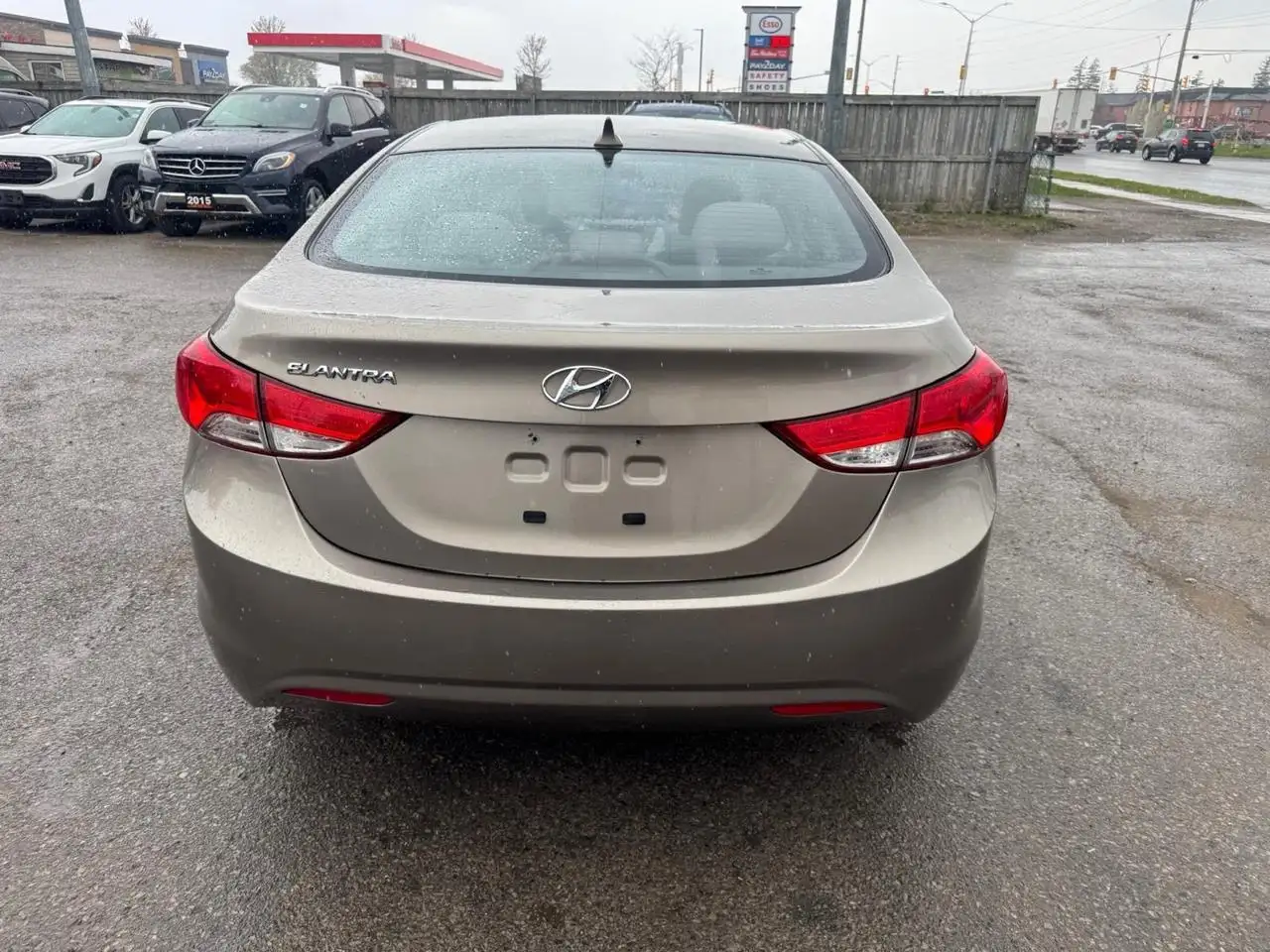 Hyundai ELANTRA снимка Hyundai ELANTRA