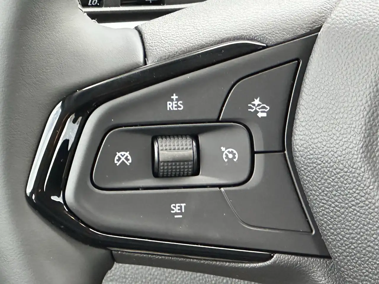 Chevrolet Bolt снимка Chevrolet Bolt