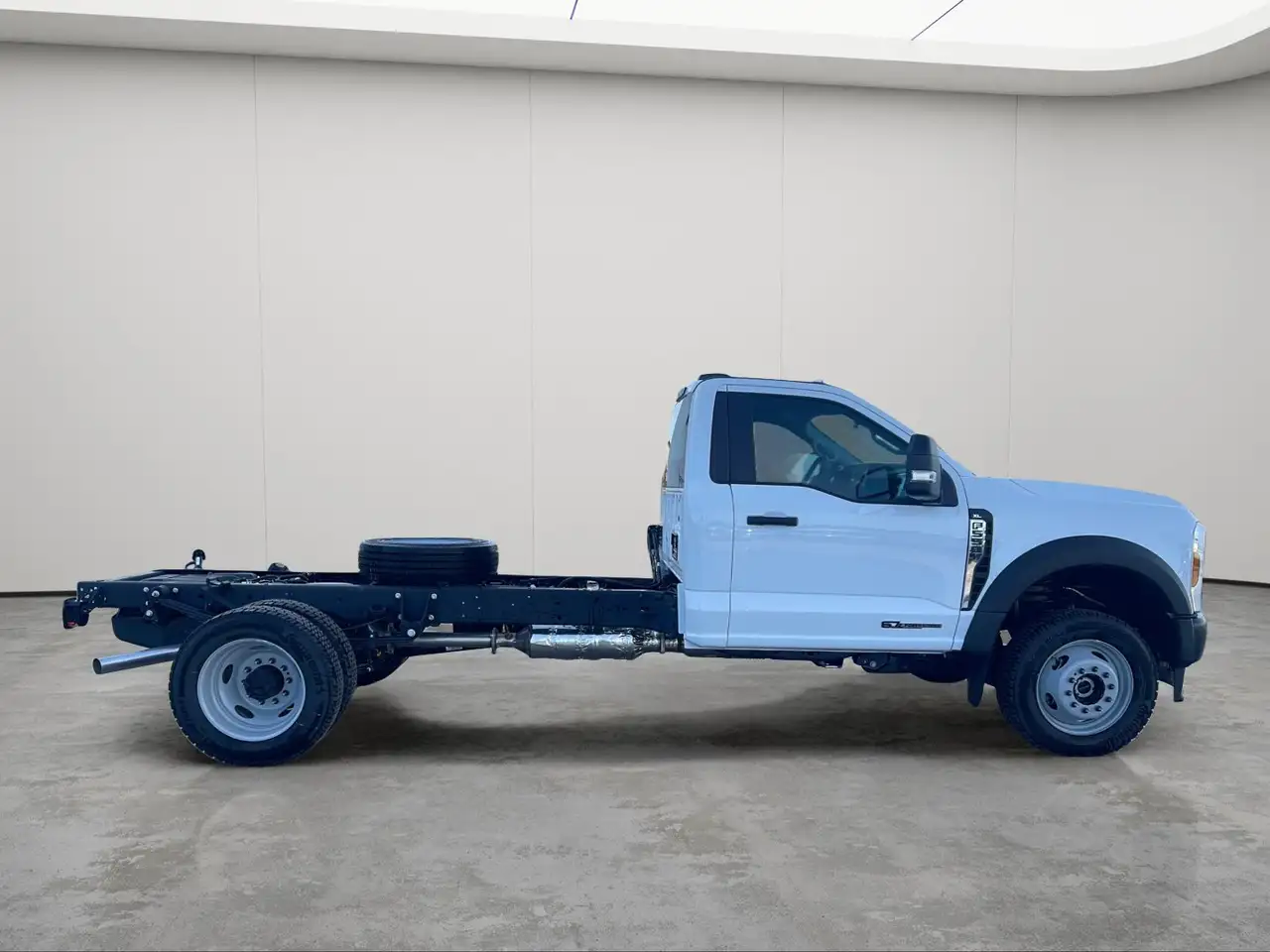 Ford F-550 Super Duty снимка Ford F-550 Super Duty