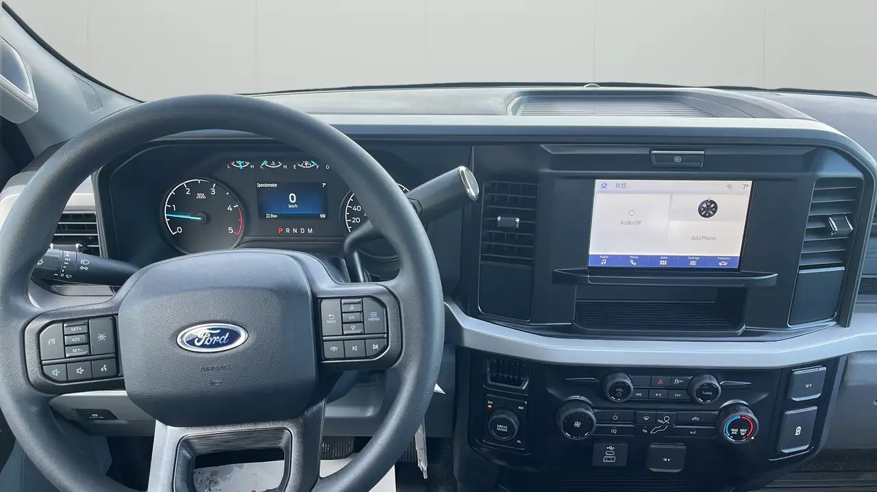Ford F-550 Super Duty снимка Ford F-550 Super Duty