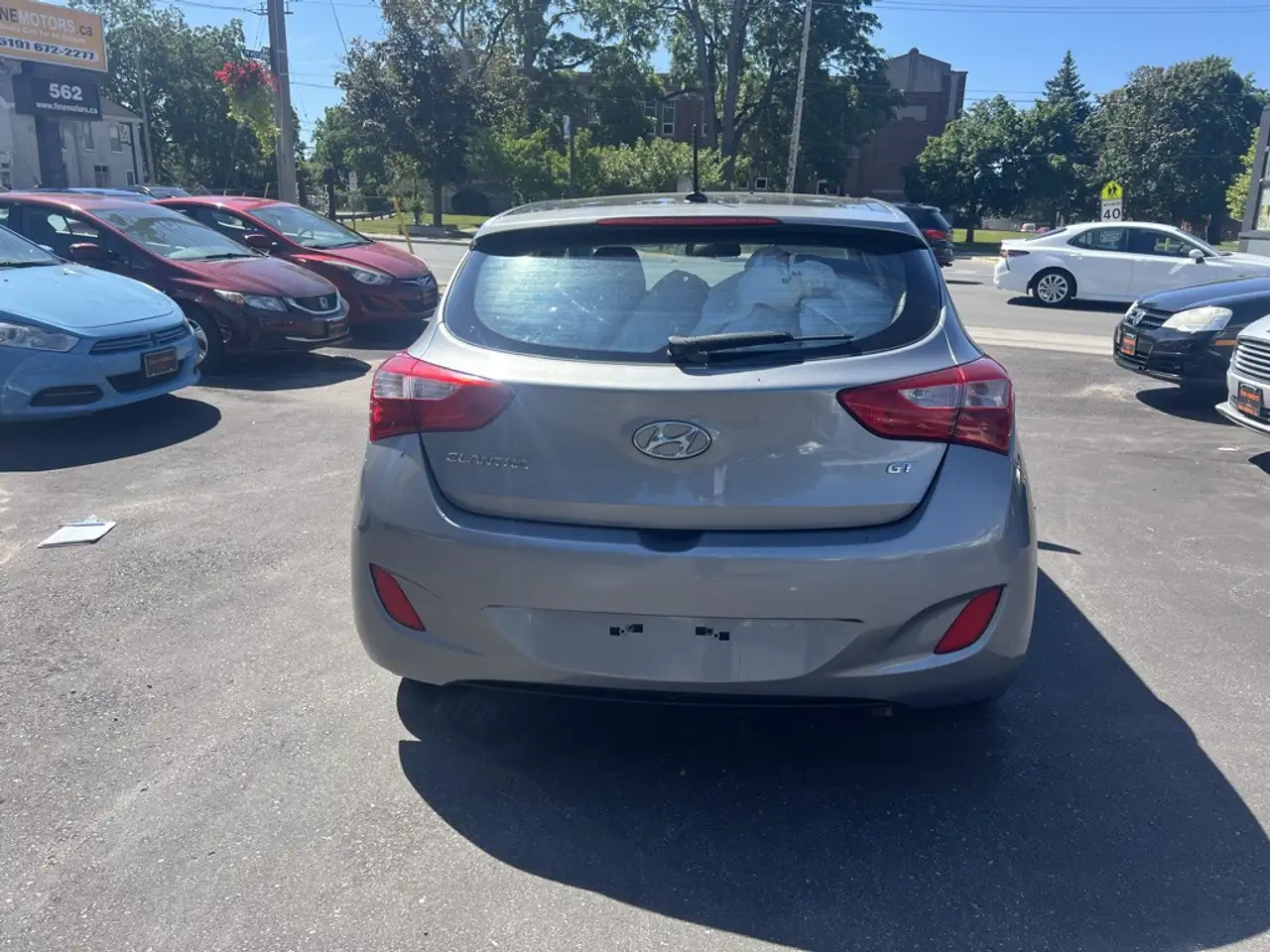 Hyundai ELANTRA снимка Hyundai ELANTRA