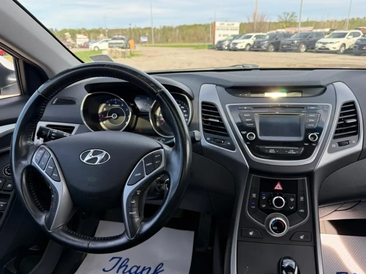 Hyundai ELANTRA снимка Hyundai ELANTRA