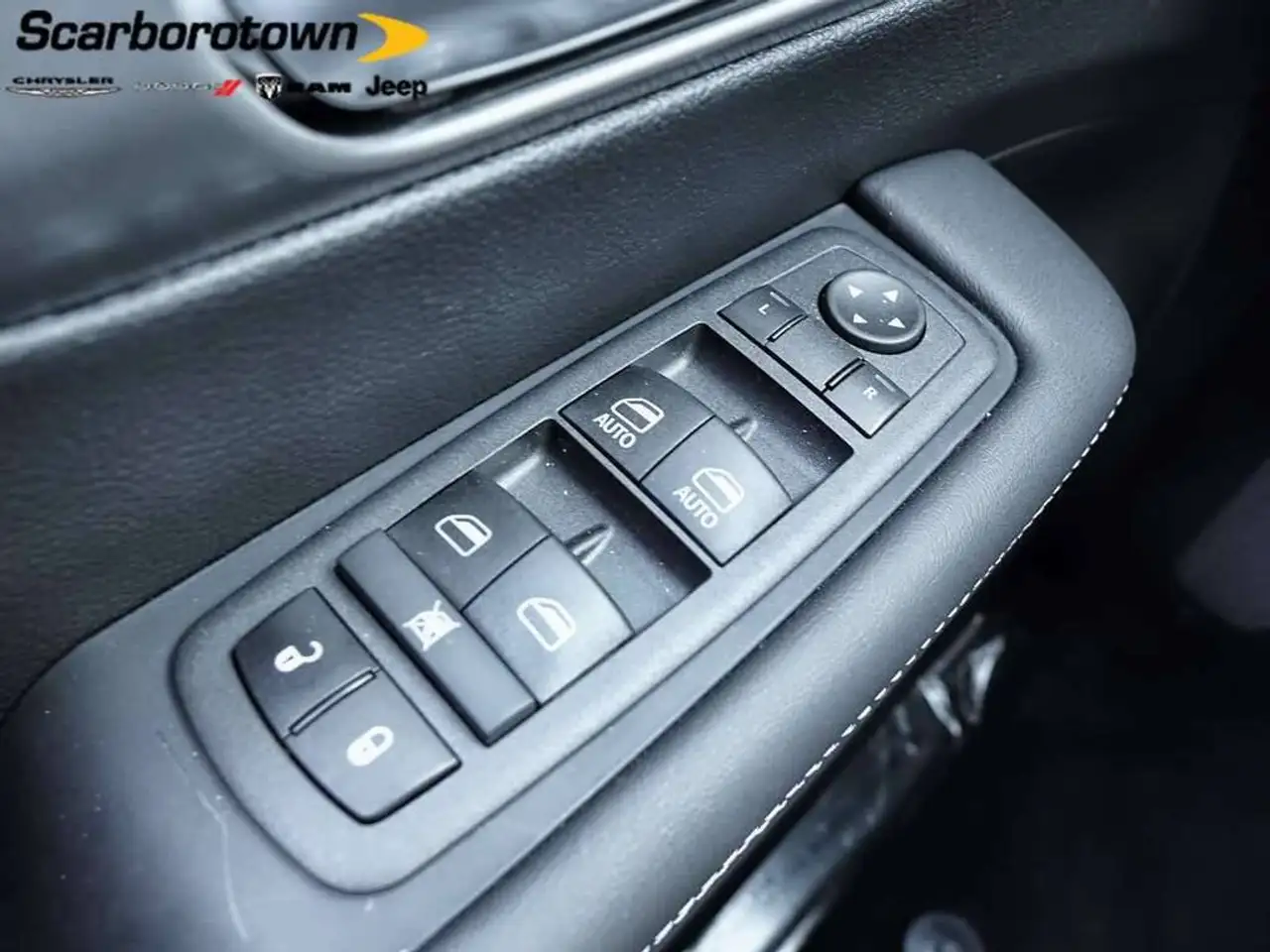 Chrysler Grand Caravan fotografie Chrysler Grand Caravan