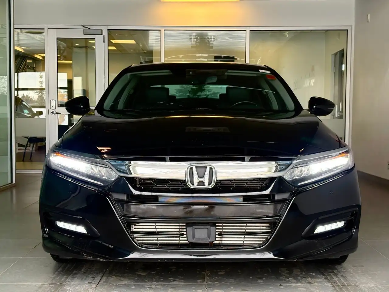 Honda Accord снимка Honda Accord