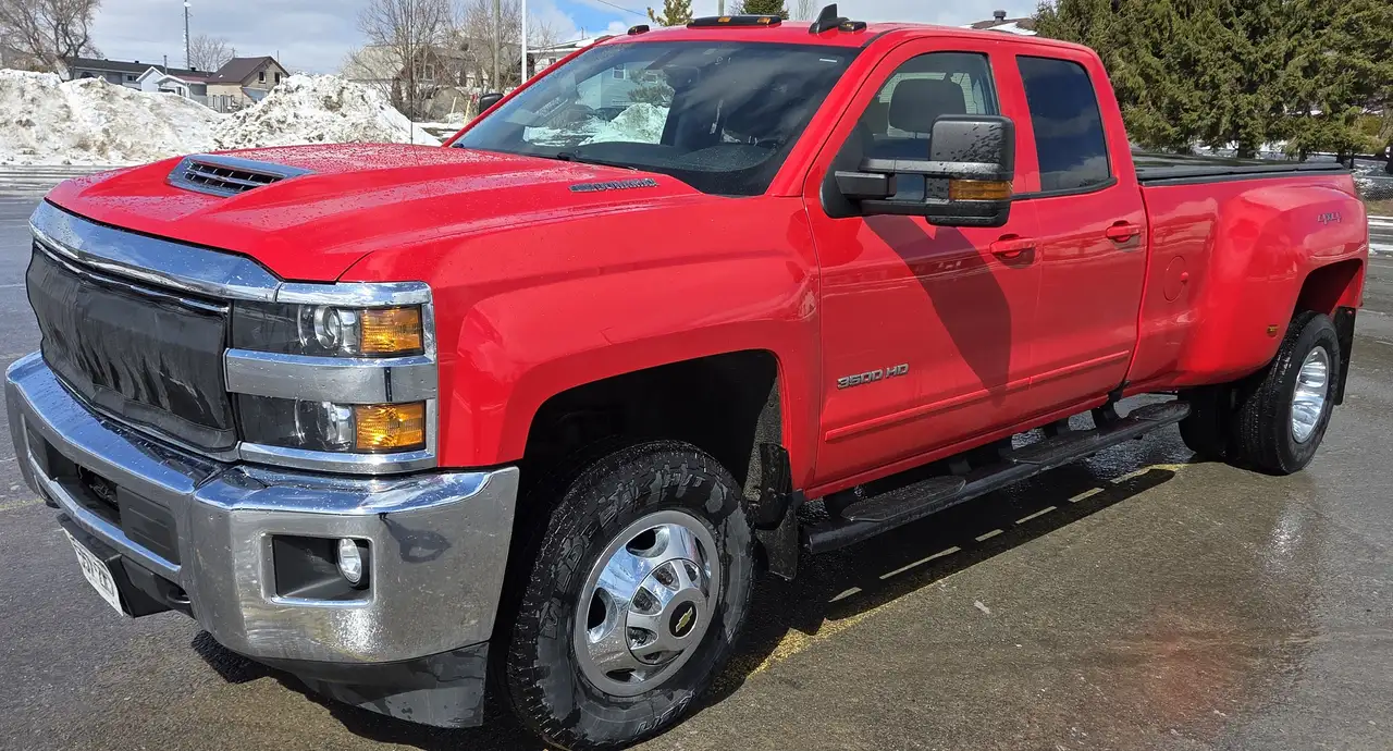 Chevrolet Silverado 3500 снимка Chevrolet Silverado 3500