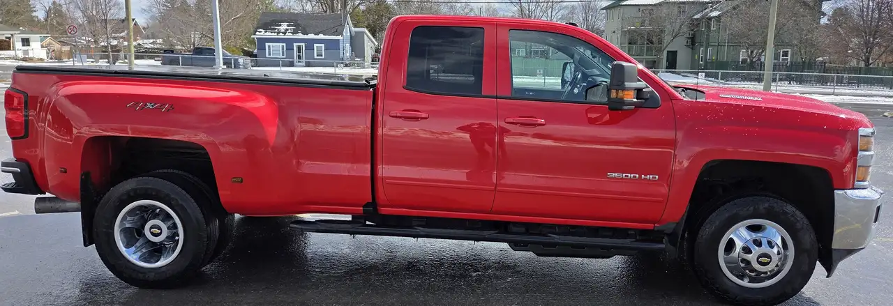 Chevrolet Silverado 3500 снимка Chevrolet Silverado 3500