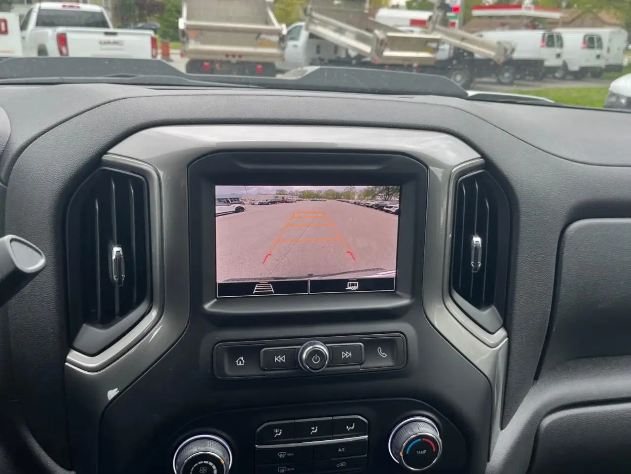 Chevrolet Silverado 1500 снимка Chevrolet Silverado 1500