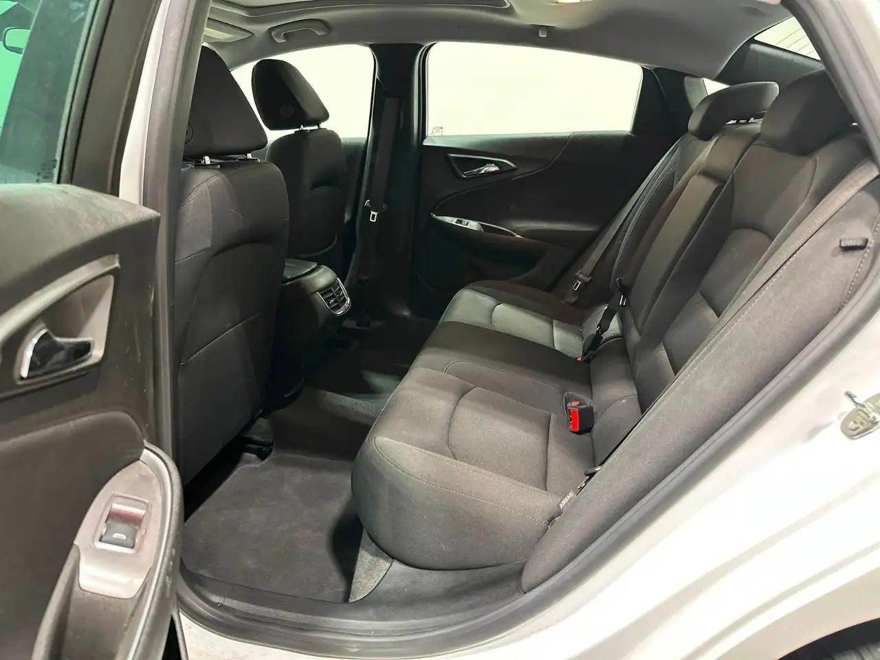 Chevrolet Malibu снимка Chevrolet Malibu
