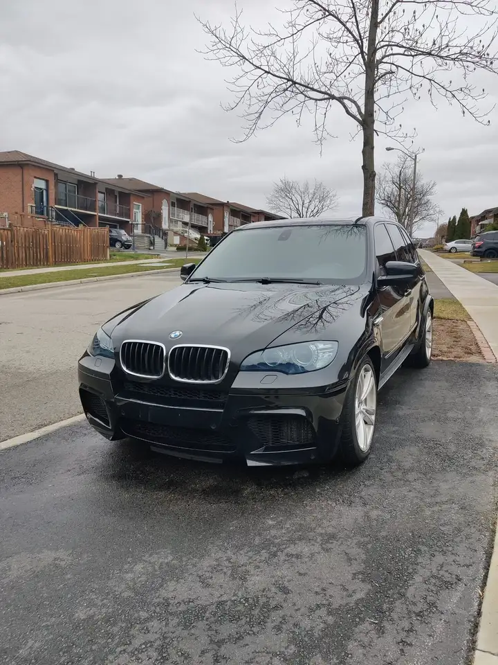 2011 BMW X5 M