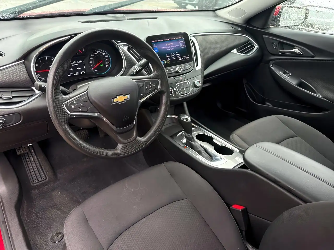 Chevrolet Malibu снимка Chevrolet Malibu