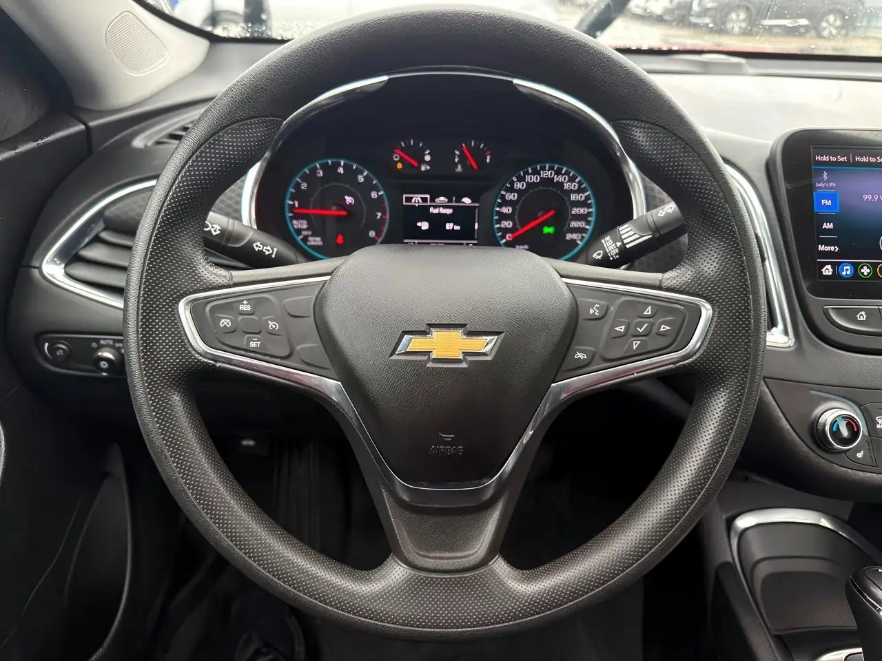 Chevrolet Malibu снимка Chevrolet Malibu