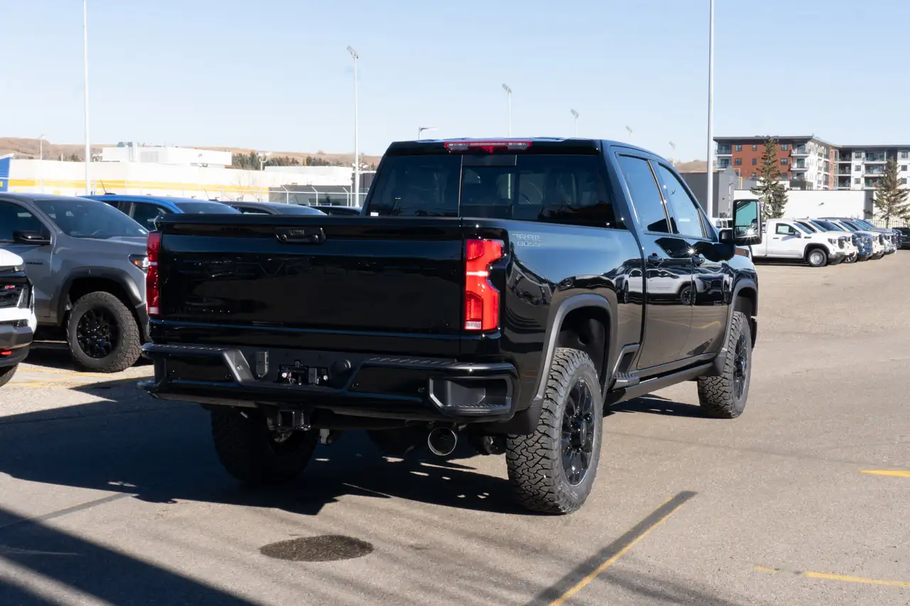 Chevrolet Silverado 3500 снимка Chevrolet Silverado 3500
