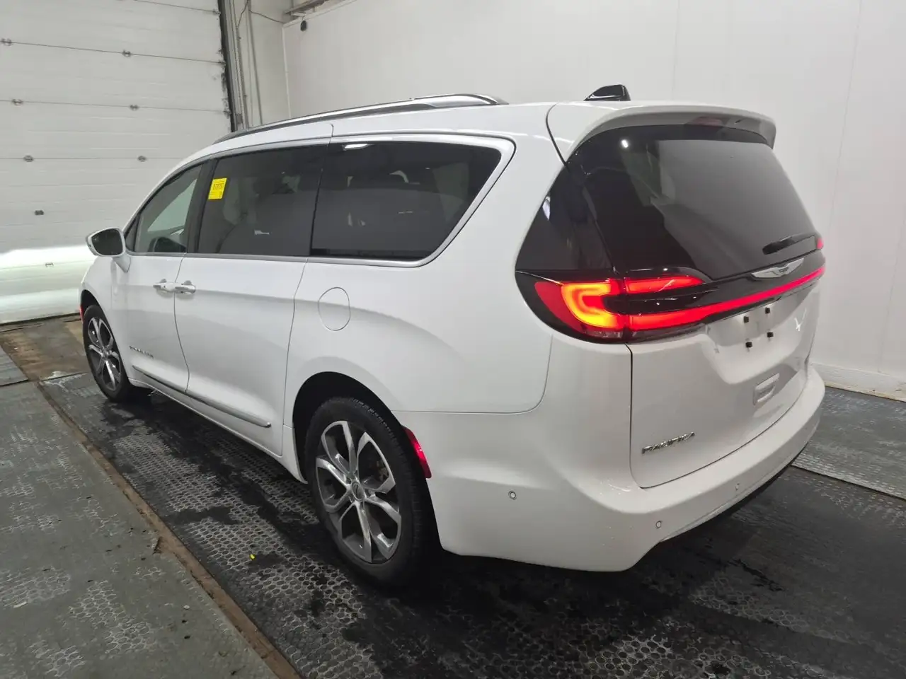 2024 Chrysler Pacifica