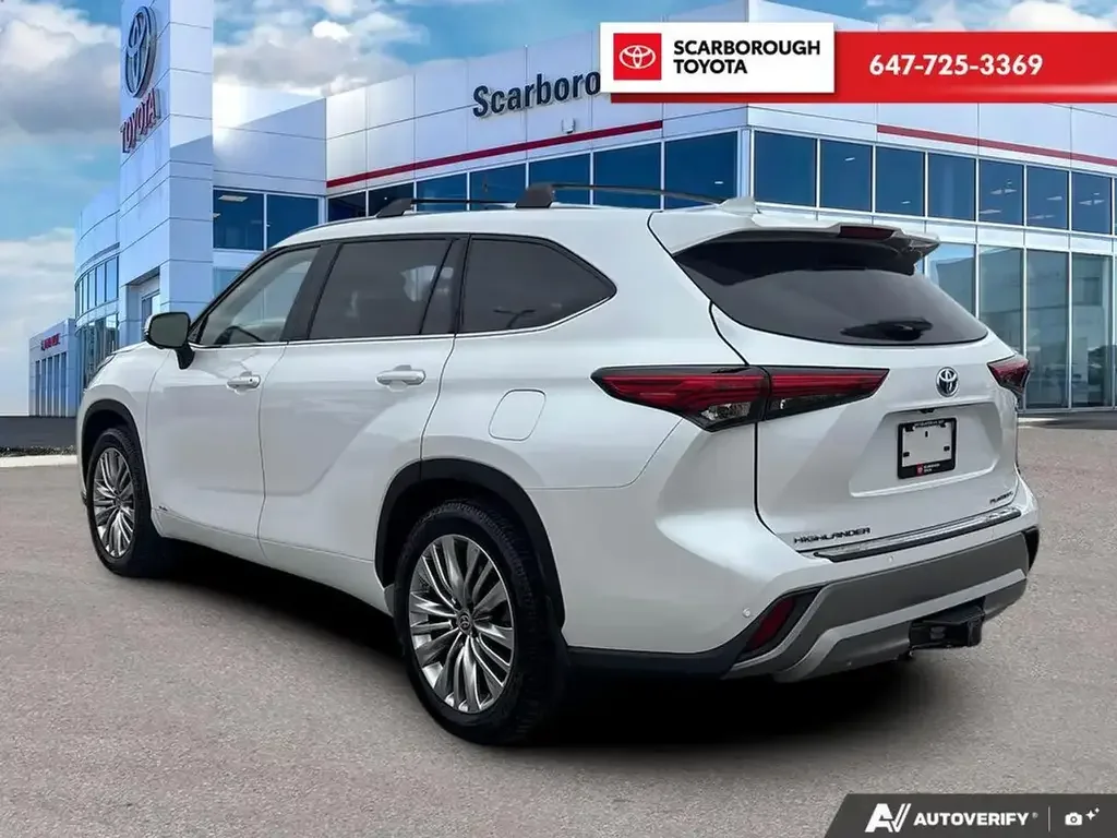 Toyota Highlander снимка Toyota Highlander
