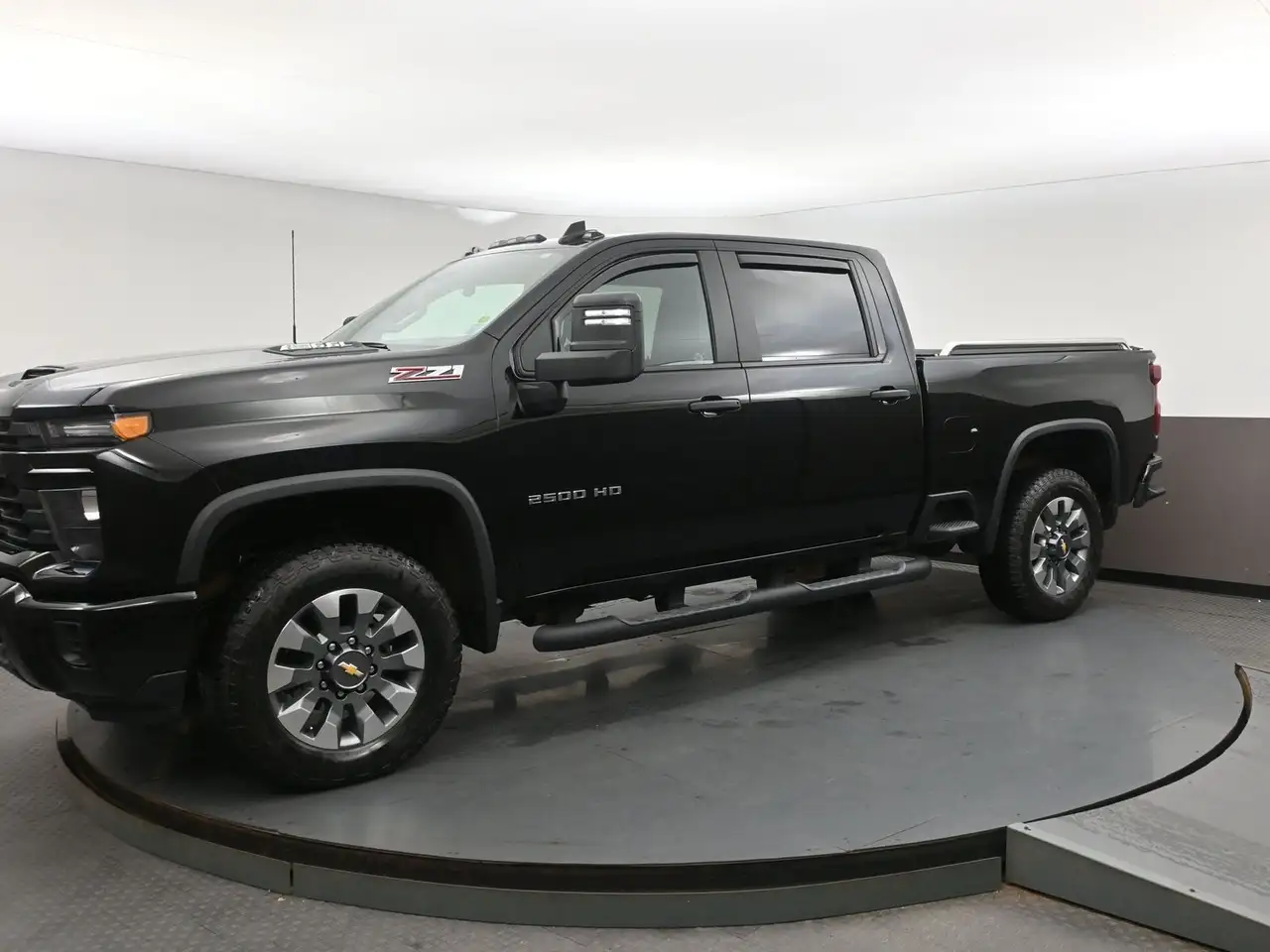Chevrolet Silverado 2500 photo Chevrolet Silverado 2500