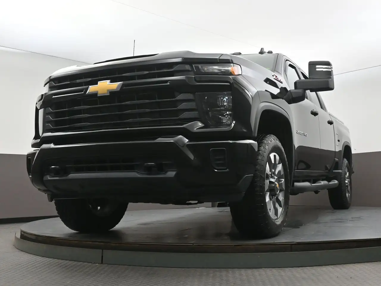 Chevrolet Silverado 2500 photo Chevrolet Silverado 2500