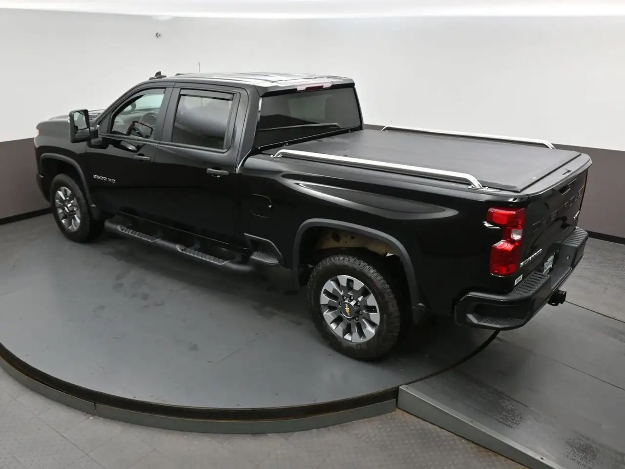 Chevrolet Silverado 2500 photo Chevrolet Silverado 2500