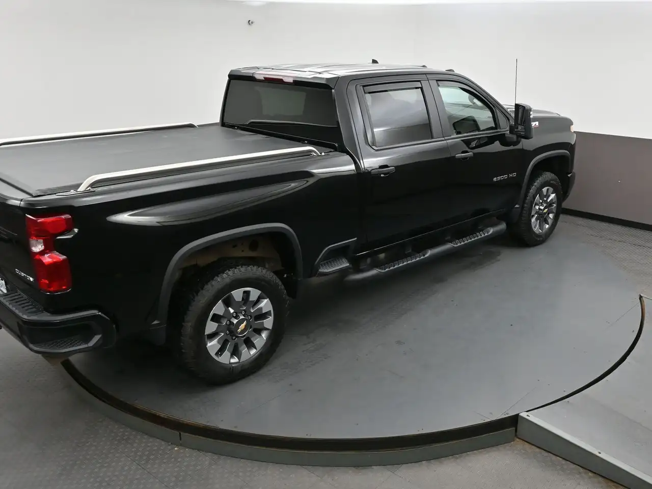 Chevrolet Silverado 2500 photo Chevrolet Silverado 2500