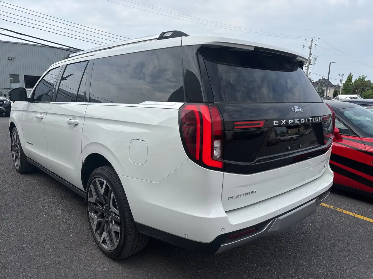Ford Expedition снимка Ford Expedition