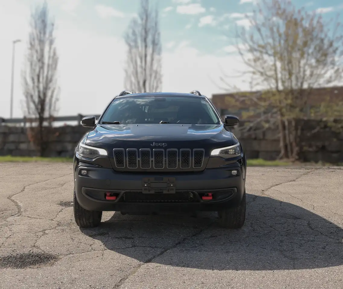 Jeep Cherokee снимка Jeep Cherokee